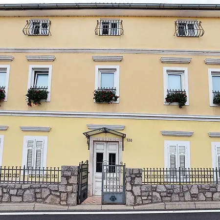 Apartments Hortensia Opatija Exterior foto