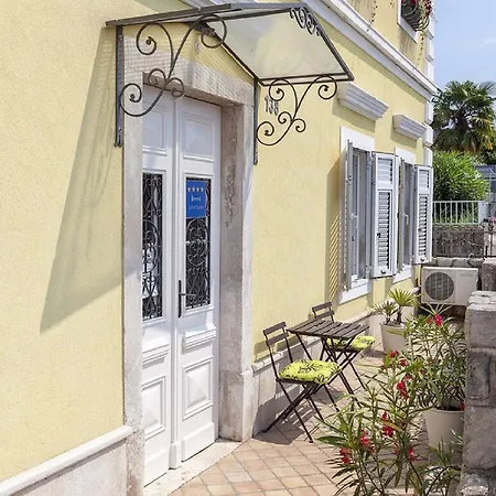 Apartments Hortensia Opatija Exterior foto